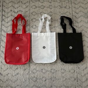 Lululemon reusable shopping tote bags *never used*